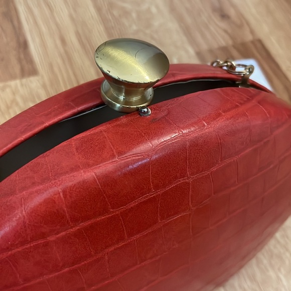 Sondra Roberts Oval Croc Embossed Clutch - Picture 5 of 7